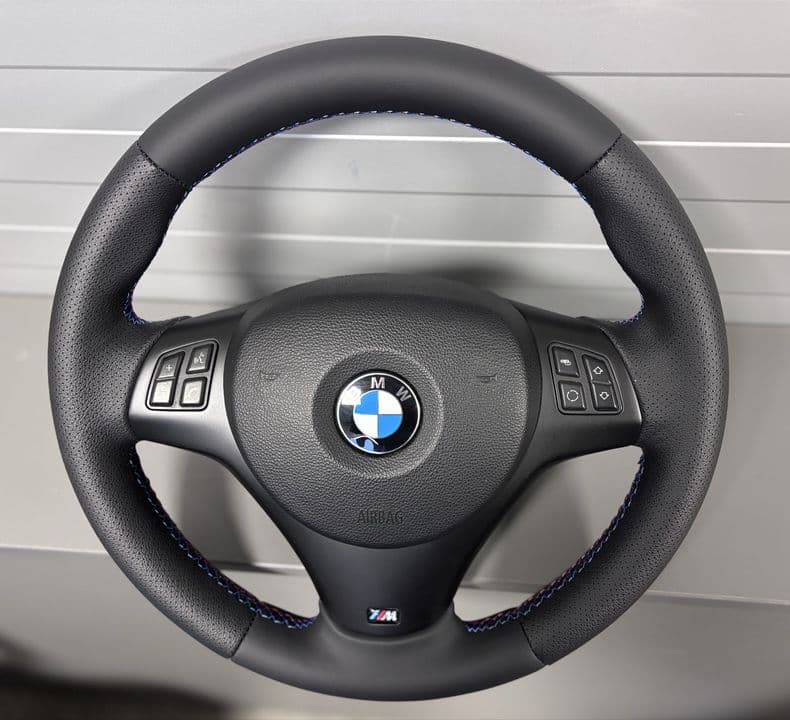 Volan M sport ca NOU Cadou Perfect Bmw 3 E90 E91 E92 E93 X1 E84