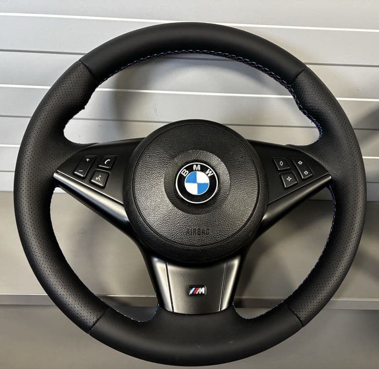 Volan M pack BMW E60/E61 M seria 5 cheie tip cartela Start/Stop