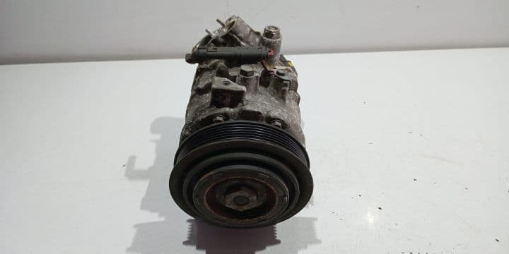 Compresor AC 9330831-02 2.0D N47 BMW Seria 1 F20/F21 [2011 - 2015]