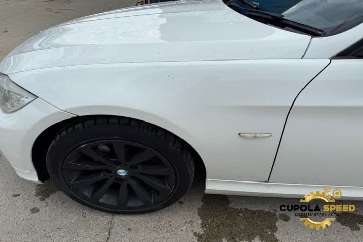 Aripa fata stanga culoare ALPINWEISS (300) BMW Seria 3 E91 [facelift]