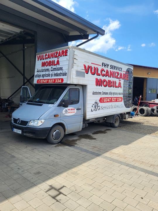 Vulcanizare Mobila de vânzare/service mobil/atelier mobil  (se vand si separat sculele)