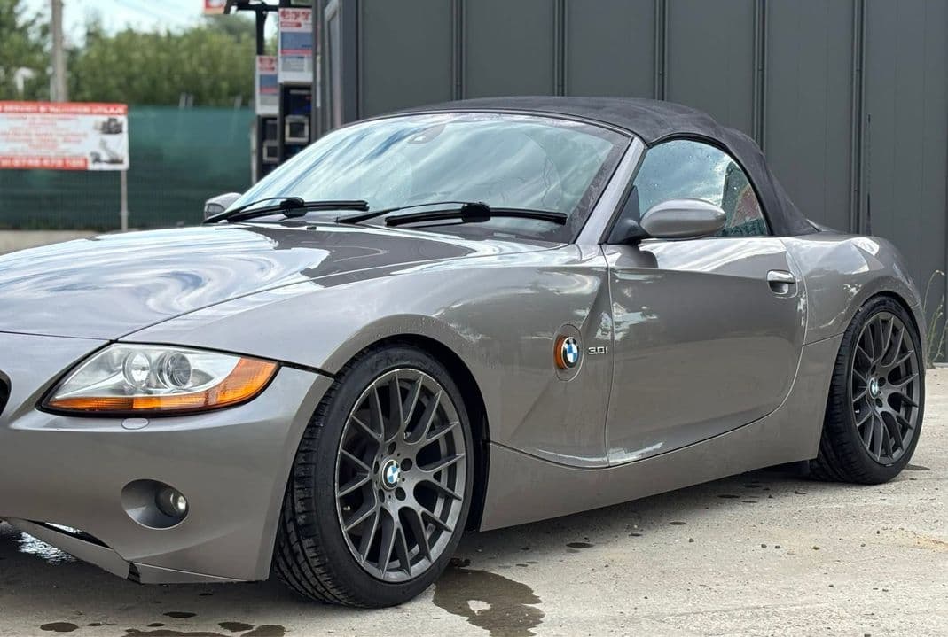 Dezmembrez BMW Z4 cabrio E85 3.0i  231cp ,6 trepte manual,Xenon,navi