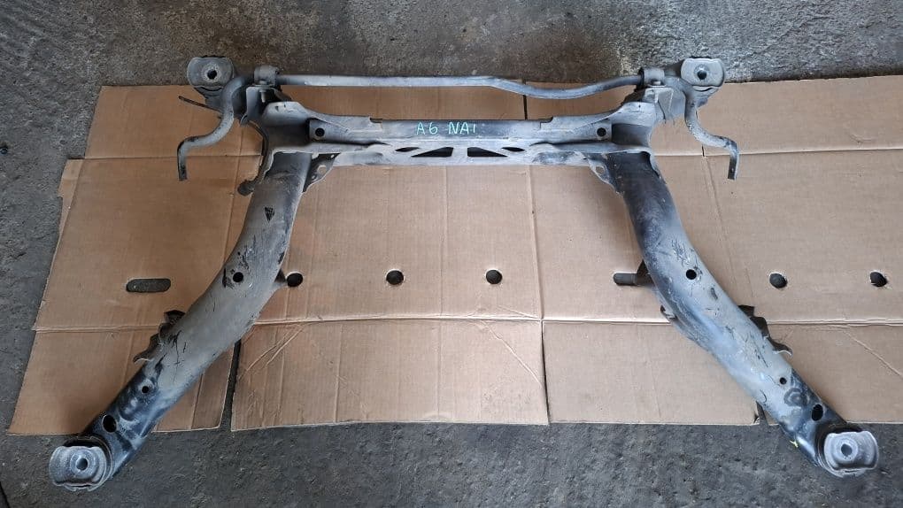 Punte spate fara rugina Audi A6 C7 2014