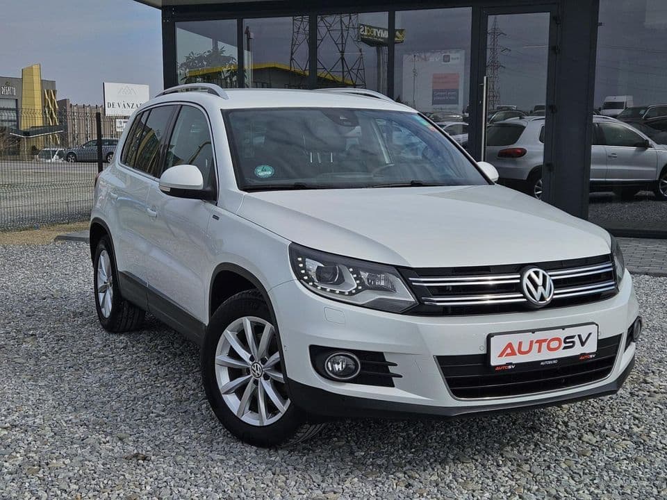 Volkswagen Tiguan 2.0 TDI "Lounge" // Webasto // An model 2016