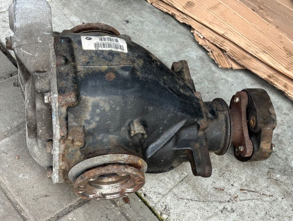 Grup diferential spate BMW E90 E91 E92 E93 325d 330d raport 2.93 auto