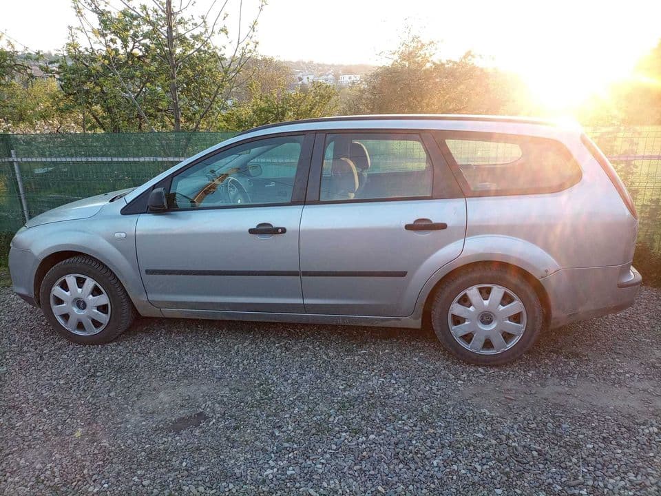 Vand Ford Focus 2005 inmatriculata