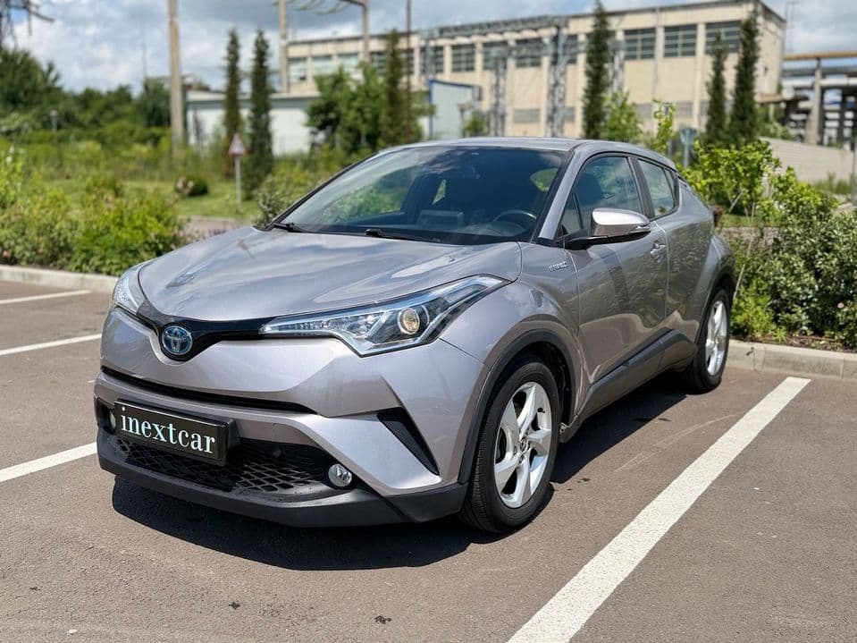 Toyota C-HR 1.8 Hybrid Business Edition
