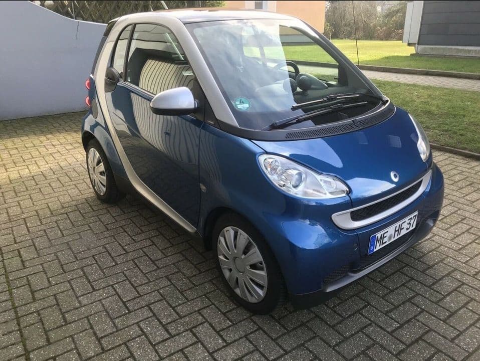 Smart Fortwo Rulat in Germania,piese schimbate la zi,plafon panoramica