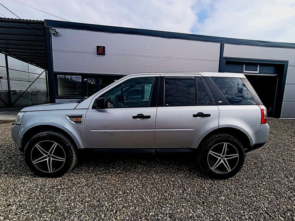 Vând Land Rover Freelander 2, 4x4, permanent  motor 2.2 cutie manuală- Mașină îngrijită, gata de drum!