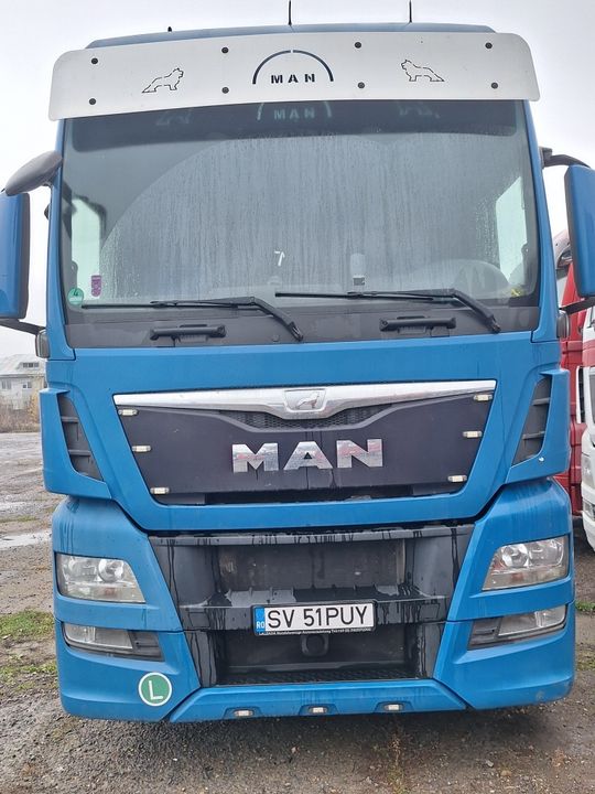 Vând camioane MAN