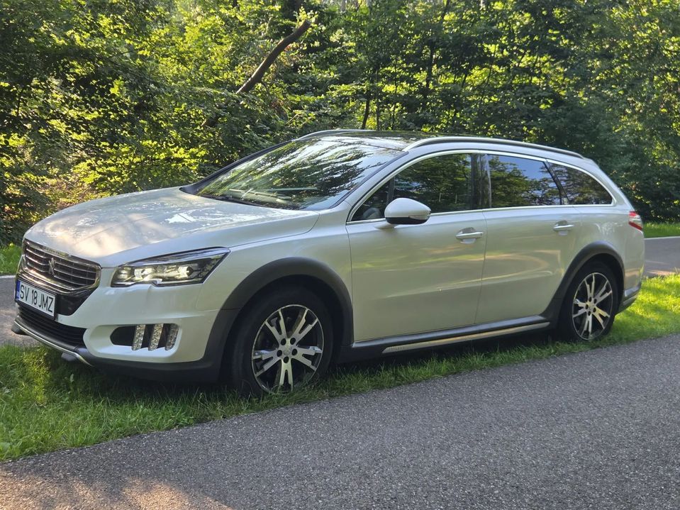 Peugeot 508 RXH Hybrid4 – 2.0 Diesel + Electric – 200 CP