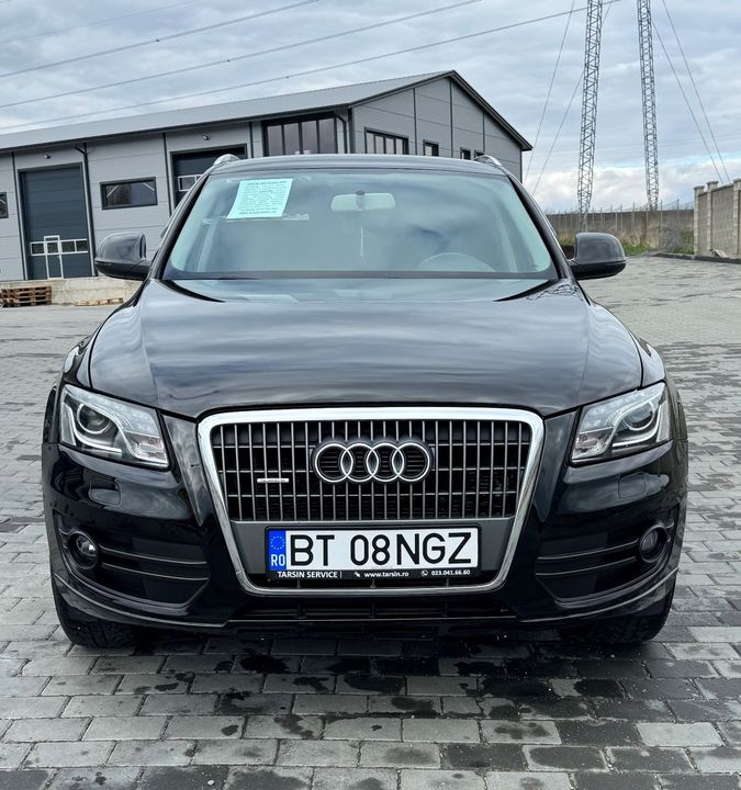 Audi Q5 Audi Q5, 4x4 (Quattro), 2010, 250.000 km, cutie manuala, 2.0 diesel