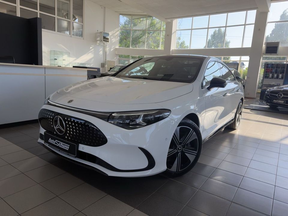 Mercedes-Benz CLA 350 Garanție / Panoramic / 360 grade